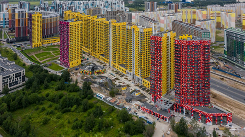 60 социальных объектов и 3,7 млн м² жилья сдадут в 2020 году в Петербурге